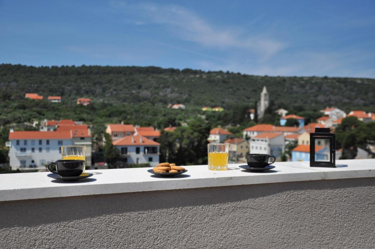 Sol Luxury Residence Near The Beach With Shared Heated Pool Božava Eksteriør bilde